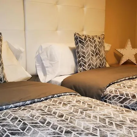 Ales * Arenas de San Pedro